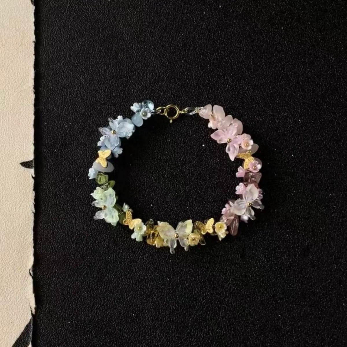 Rainbow Flower Chip Bracelet close bead detail thumbnail