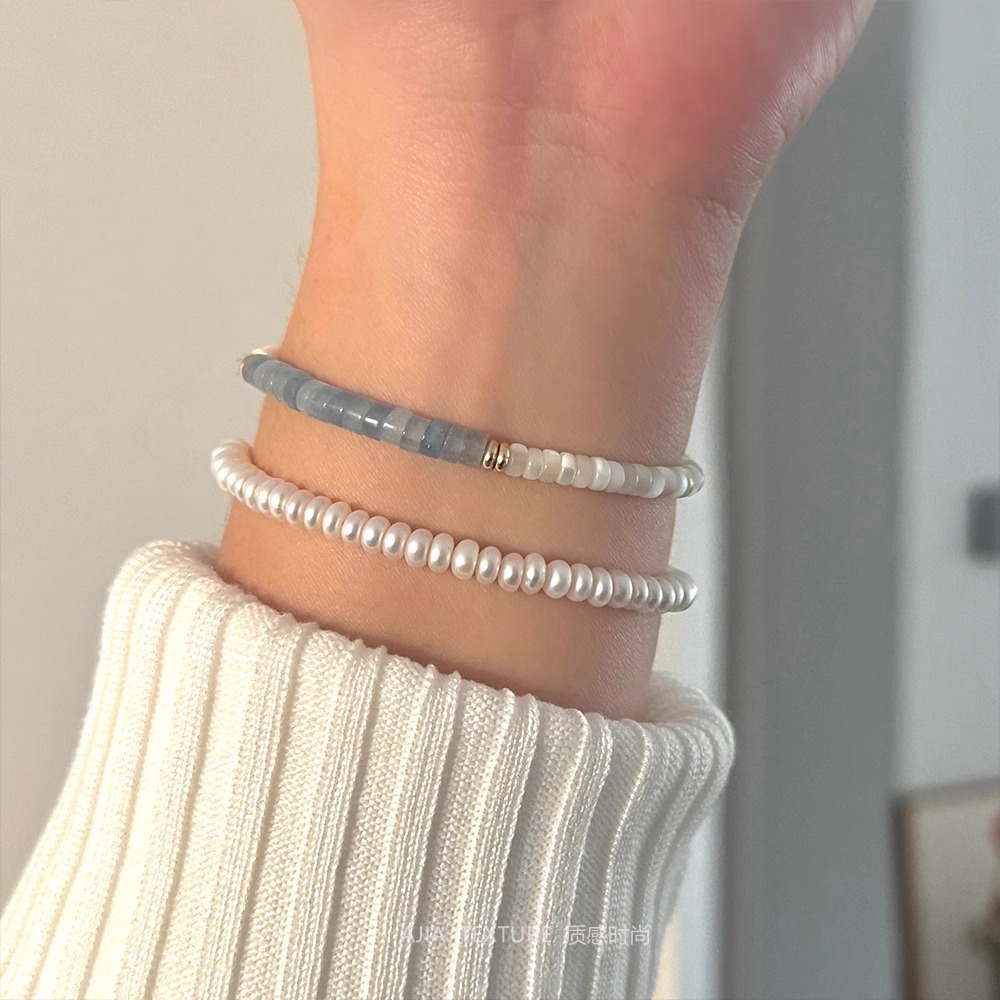 Seabreeze Shell Stone Bracelet flat lay detail thumbnail